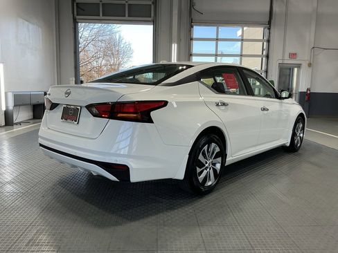 Used 2025 Nissan Altima 2.5 S image 36