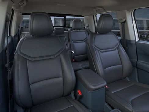 New 2026 Ford Maverick Lariat w/ Black Appearance Package image 10