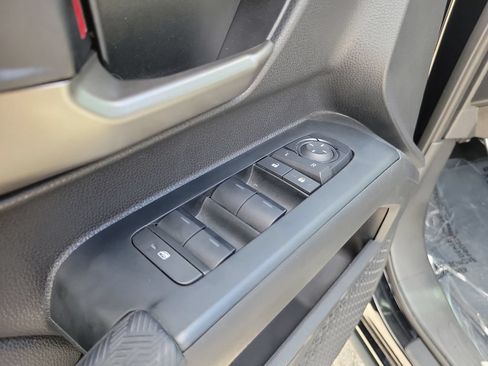 Used 2025 Toyota Tacoma TRD Sport w/ TRD Sport Upgrade Package RWD image 23