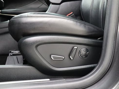 Used 2019 Lincoln MKC Reserve w/ MKC Technology Package FWD image 14