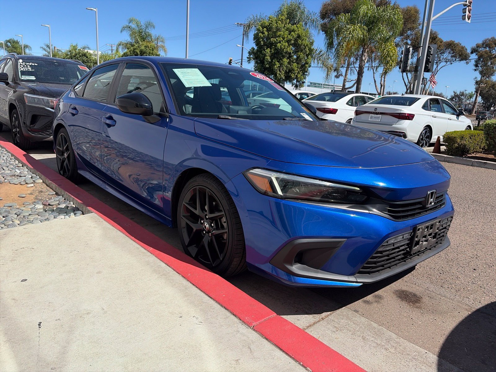 Used 2024 Honda Civic Sport image 3