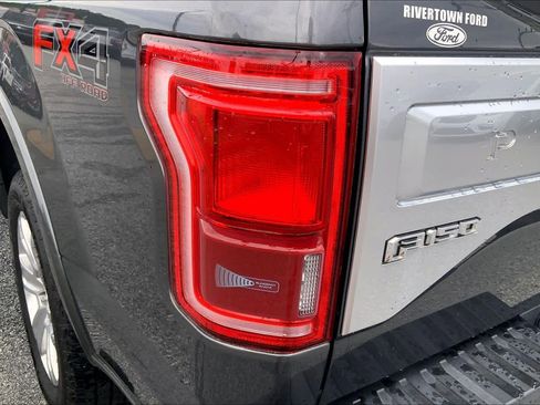 Used 2016 Ford F150 Platinum w/ Equipment Group 701A Luxury AWD/4WD image 27