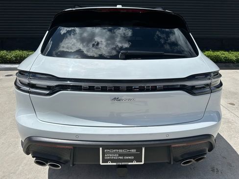 Certified 2024 Porsche Macan AWD/4WD image 12