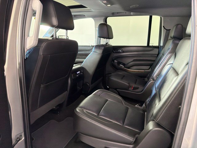 Used 2018 Chevrolet Suburban LT AWD/4WD image 24
