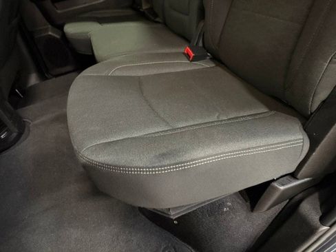 Used 2025 RAM 2500 Big Horn AWD/4WD image 35