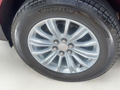 Used 2017 Cadillac XT5 Premium Luxury FWD image 24