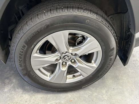 Certified 2024 Toyota RAV4 XLE w/ Convenience Package FWD image 9