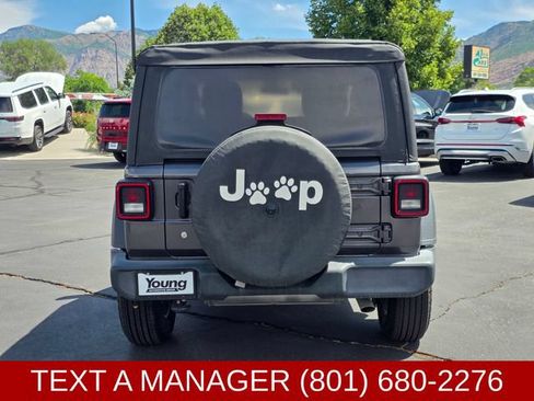 Used 2020 Jeep Wrangler Sport AWD/4WD image 4