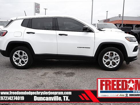 New 2025 Jeep Compass Sport image 6