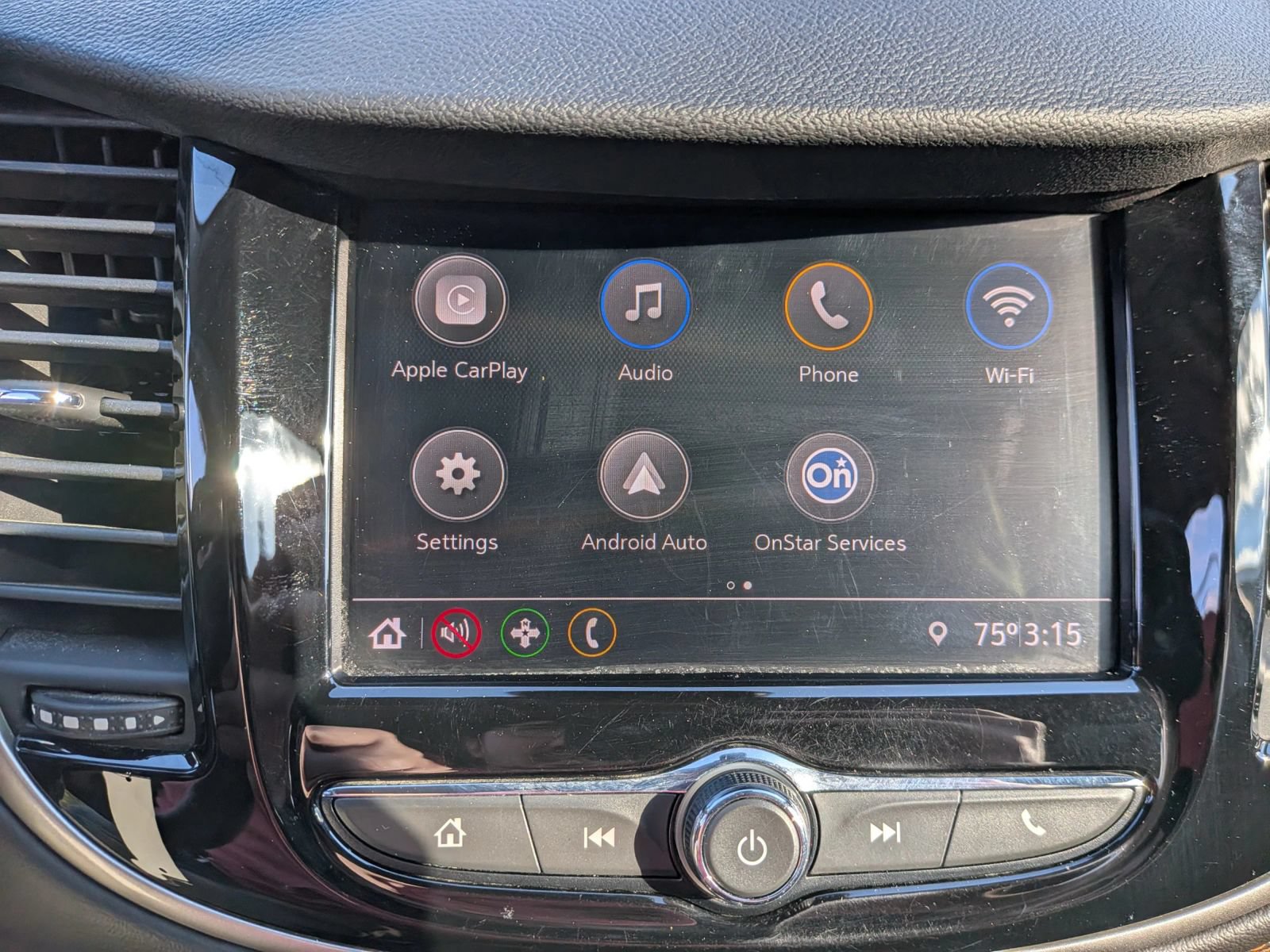 Used 2020 Chevrolet Trax LT FWD image 47