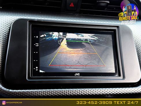 Used 2019 Nissan Kicks S FWD image 28