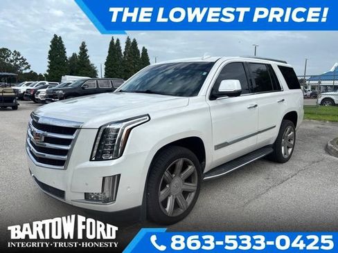 Used 2019 Cadillac Escalade Luxury AWD/4WD image 1