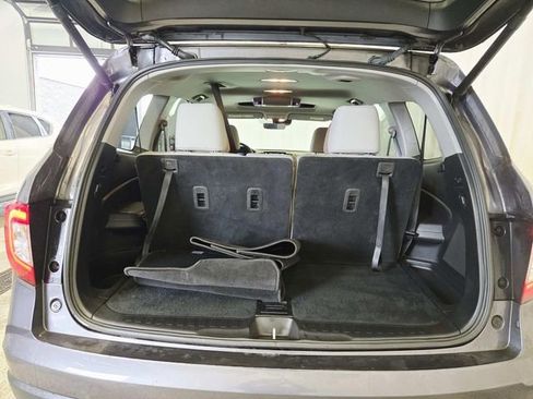 Used 2022 Honda Pilot Touring image 13