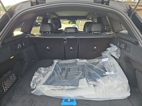 New 2026 Mercedes-Benz GLC 300 image 13