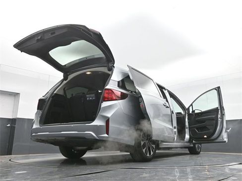 Used 2025 Honda Odyssey Elite image 57