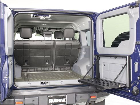 Used 2025 INEOS Grenadier AWD/4WD image 21