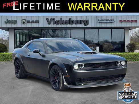 Used 2021 Dodge Challenger R/T Scat Pack image 1