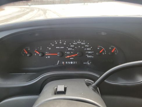 Used 2008 Ford E-350 and Econoline 350 Super Duty image 15