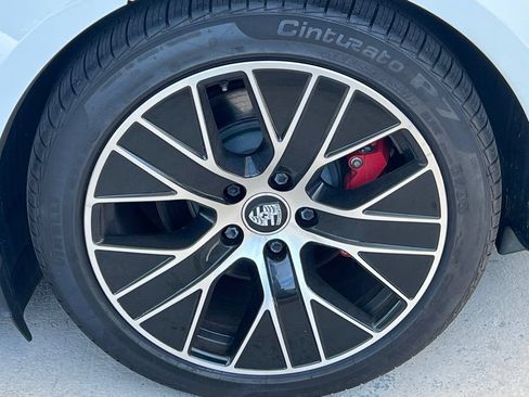 Used 2021 Porsche Taycan 4S w/ Premium Package AWD/4WD image 33