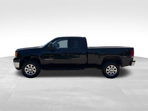 Used 2013 GMC Sierra 2500 SLE w/ SLE Preferred Package AWD/4WD image 6