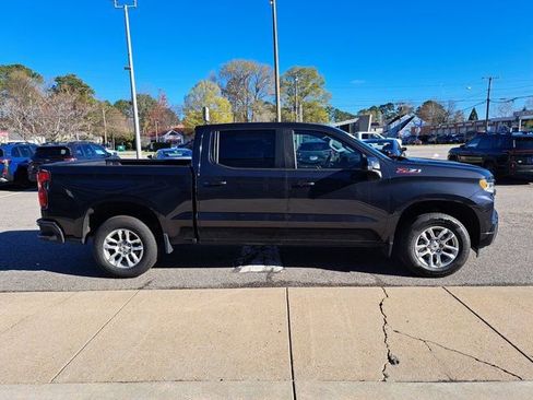 Used 2022 Chevrolet Silverado 1500 RST image 7