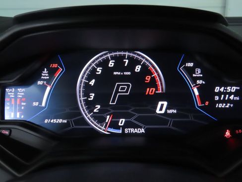 Used 2023 Lamborghini Huracan EVO image 30