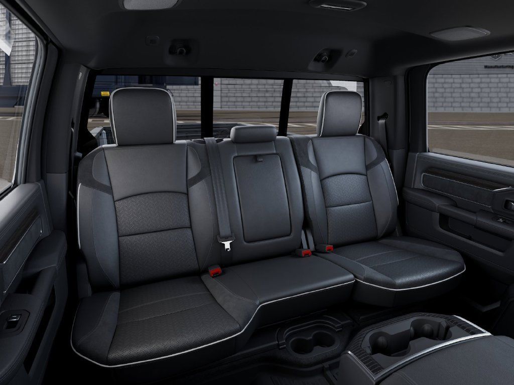 New 2025 RAM 3500 Laramie AWD/4WD image 16
