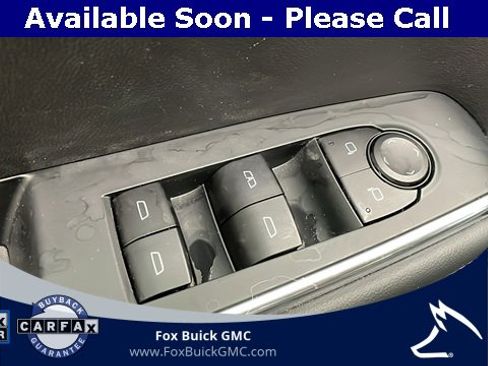 Certified 2025 GMC Acadia Elevation image 10