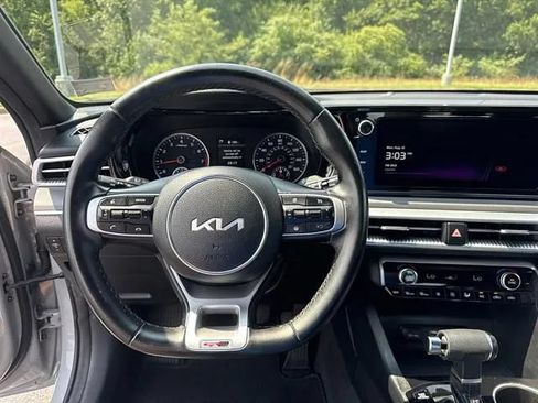 Used 2022 Kia K5 GT-Line AWD/4WD image 9