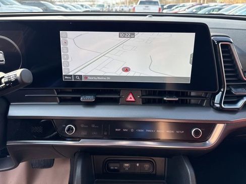 Used 2024 Kia Sportage SX image 14