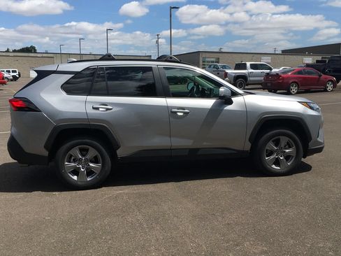 Used 2025 Toyota RAV4 XLE AWD/4WD image 8