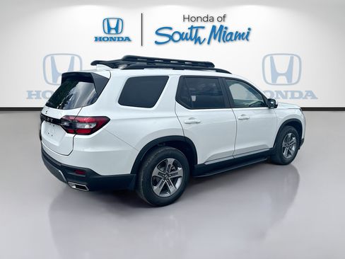 New 2026 Honda Pilot EX-L image 7