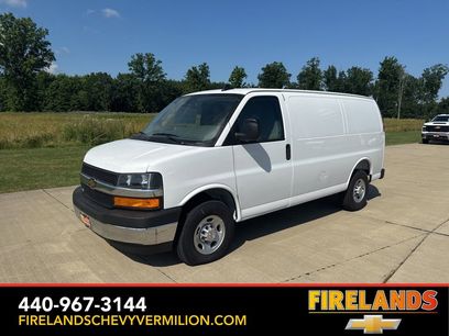 New 2025 Chevrolet Express 2500 Work Van w/ Driver Convenience Package