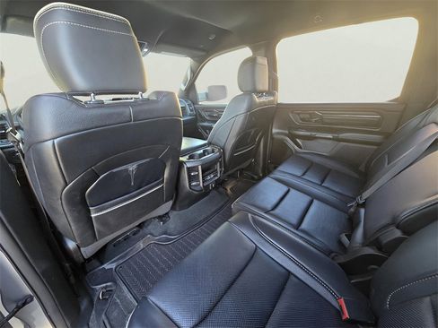Used 2022 RAM 1500 Limited image 10