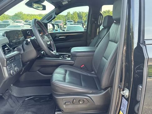 Used 2025 Chevrolet Tahoe RST w/ Comfort Package AWD/4WD image 20