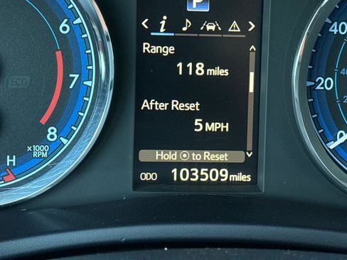 Used 2017 Toyota Corolla L image 28