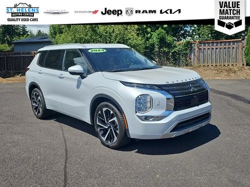 Used 2024 Mitsubishi Outlander SEL AWD/4WD image 9