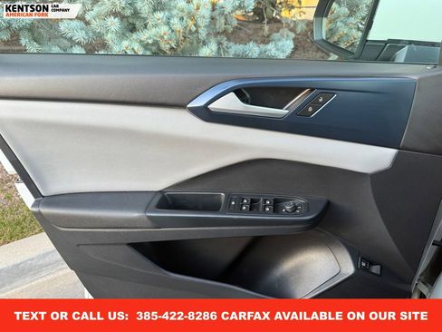 Used 2022 Volkswagen Taos SE image 19