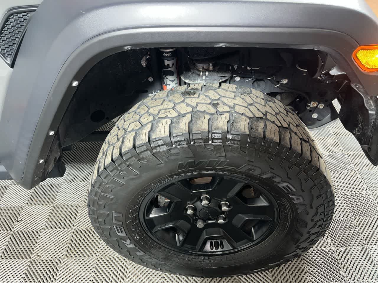Used 2022 Jeep Gladiator Mojave w/ Cold Weather Group AWD/4WD image 10