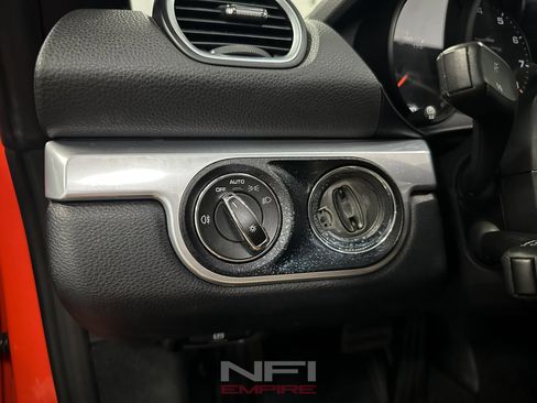 Used 2017 Porsche 718 Boxster Roadster 2D image 39