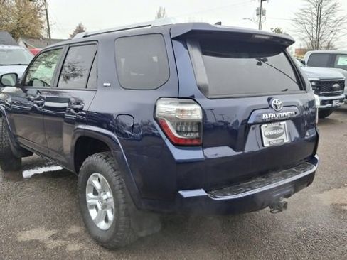 Used 2018 Toyota 4Runner SR5 Premium image 7