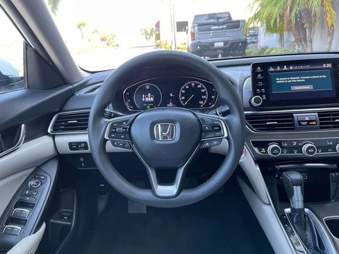 Used 2022 Honda Accord LX image 13