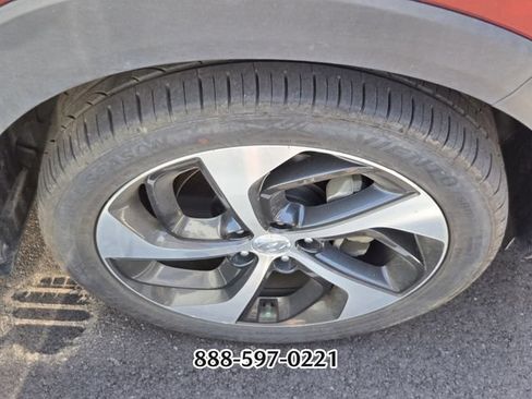 Used 2018 Hyundai Tucson Limited w/ Ultimate Package 02 FWD image 9