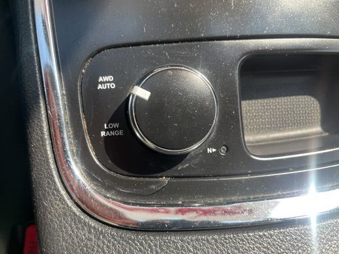 Used 2013 Dodge Durango Crew AWD/4WD image 23