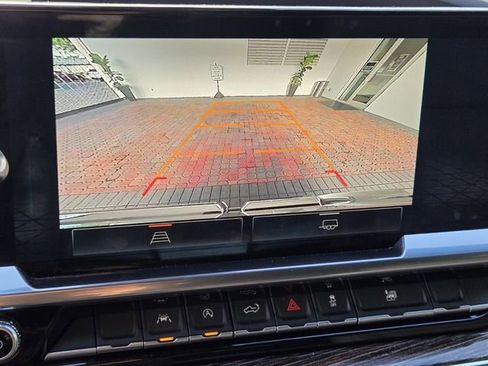 Used 2023 GMC Sierra 1500 Elevation image 22