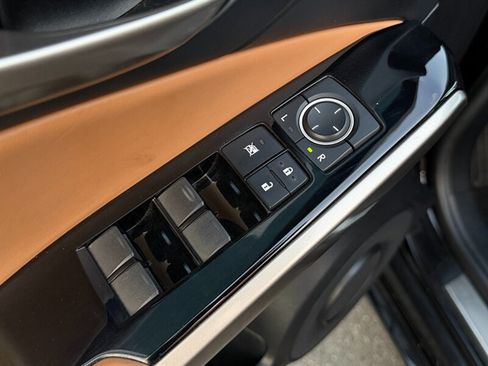 Used 2018 Lexus IS 300 RWD image 22