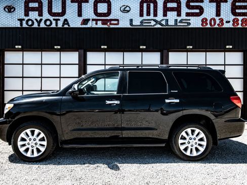 Used 2012 Toyota Sequoia Platinum image 6