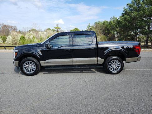 Used 2025 Ford F150 King Ranch w/ FX4 Off-Road Package image 2