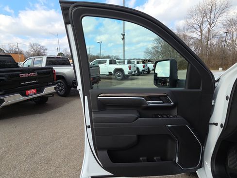 New 2026 Chevrolet Silverado 2500 LT w/ All Star Edition image 13