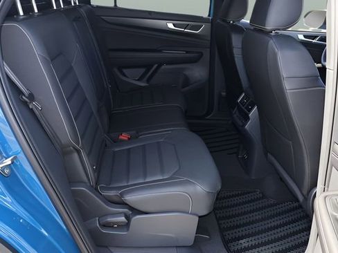 New 2026 Volkswagen Atlas Cross Sport SEL R-Line AWD/4WD image 19